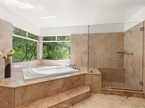 10055 Reevesbury Drive, Beverly Hills CA 90210