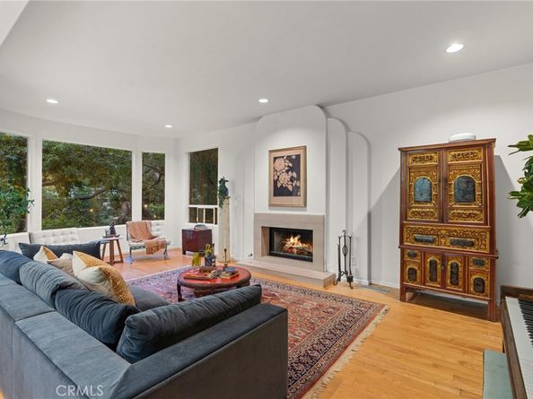 10055 Reevesbury Drive, Beverly Hills CA 90210