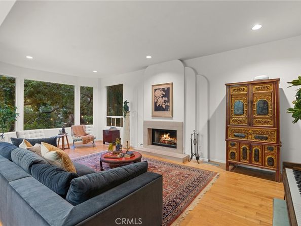 10055 Reevesbury Drive, Beverly Hills CA 90210