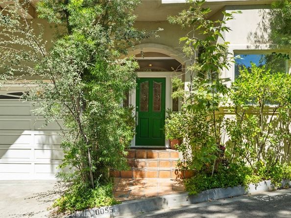 10055 Reevesbury Drive, Beverly Hills CA 90210