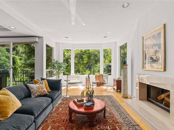 10055 Reevesbury Drive, Beverly Hills CA 90210