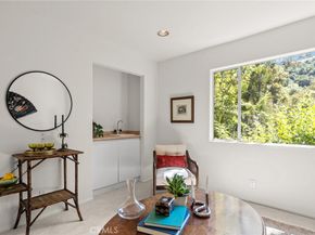 10055 Reevesbury Drive, Beverly Hills CA 90210