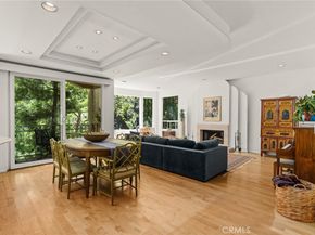 10055 Reevesbury Drive, Beverly Hills CA 90210