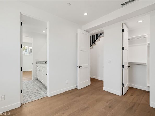 2100 Carnegie Lane, Redondo Beach CA 90278
