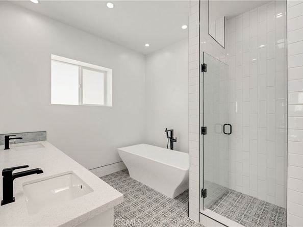 2100 Carnegie Lane, Redondo Beach CA 90278