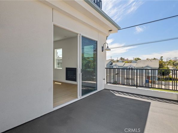 2100 Carnegie Lane, Redondo Beach CA 90278