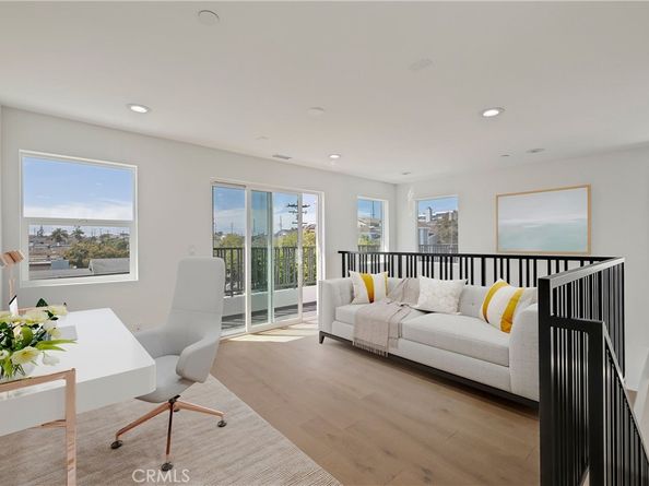 2100 Carnegie Lane, Redondo Beach CA 90278