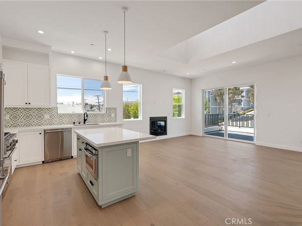 2100 Carnegie Lane, Redondo Beach CA 90278