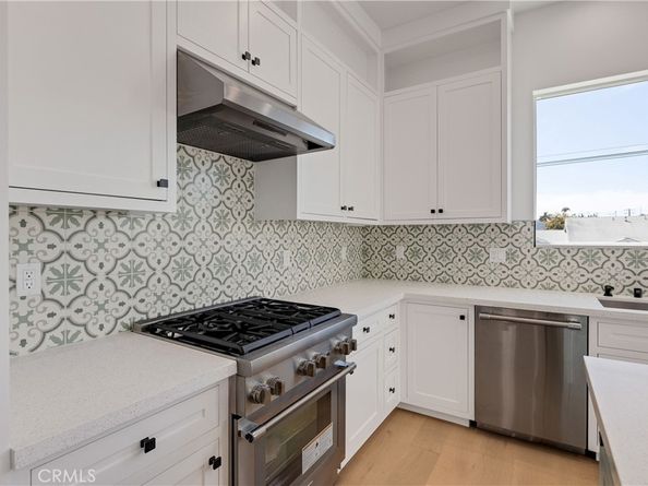 2100 Carnegie Lane, Redondo Beach CA 90278