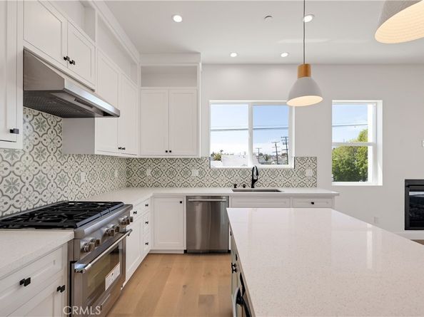 2100 Carnegie Lane, Redondo Beach CA 90278