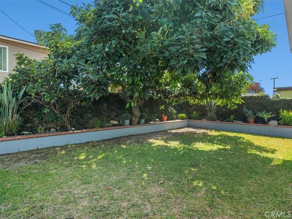1702 E Dimondale Drive, Carson CA 90746