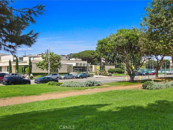 1504 N Ardmore, Manhattan Beach CA 90266