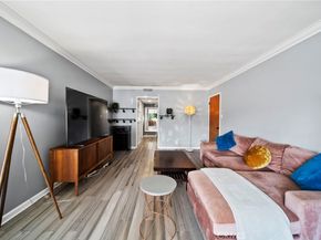 100 Esperanza Avenue 1, Long Beach CA 90802