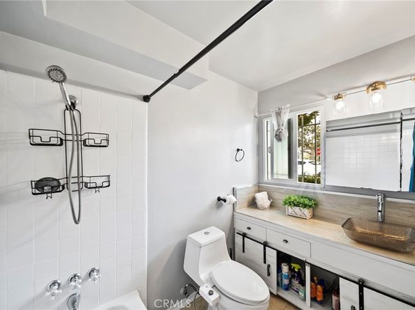 100 Esperanza Avenue 1, Long Beach CA 90802