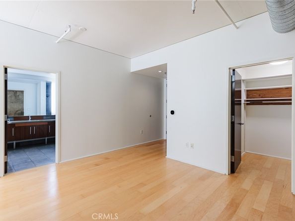 1100 S Hope Street 911, Los Angeles CA 90015