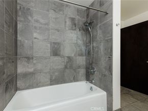 1100 S Hope Street 911, Los Angeles CA 90015