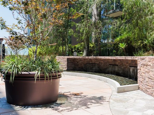 1100 S Hope Street 911, Los Angeles CA 90015