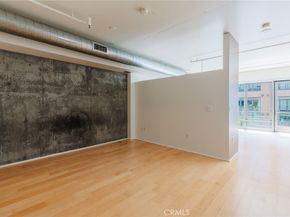 1100 S Hope Street 911, Los Angeles CA 90015