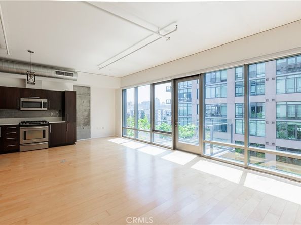 1100 S Hope Street 911, Los Angeles CA 90015