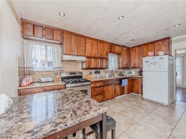 641 W Spruce Street, Compton CA 90220
