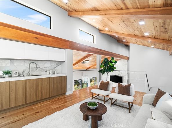 8566 Hollywood Boulevard, Los Angeles CA 90069