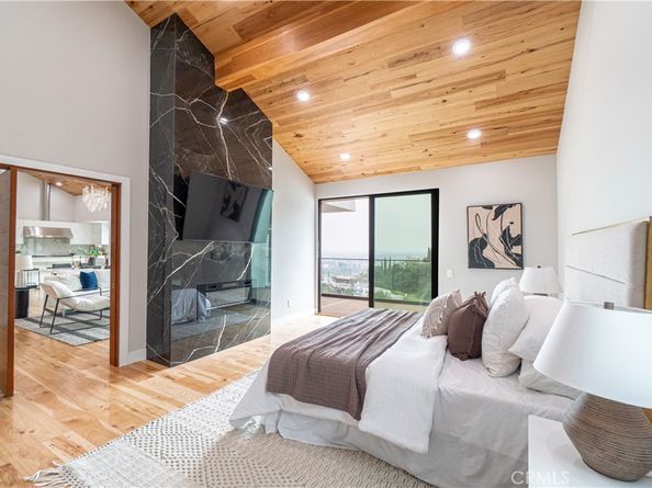 8566 Hollywood Boulevard, Los Angeles CA 90069