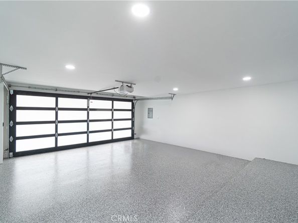 8566 Hollywood Boulevard, Los Angeles CA 90069