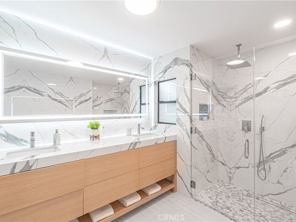 8566 Hollywood Boulevard, Los Angeles CA 90069