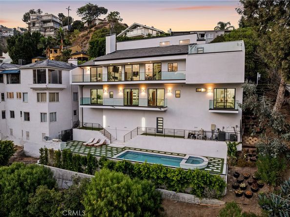 8566 Hollywood Boulevard, Los Angeles CA 90069