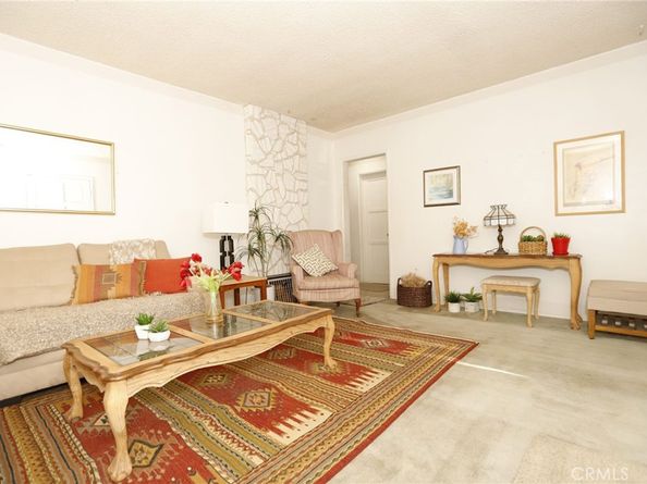 13006 Jefferson Avenue, Hawthorne CA 90250