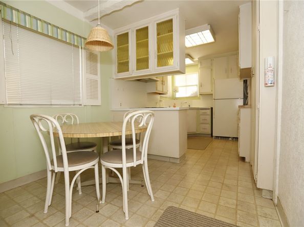 13006 Jefferson Avenue, Hawthorne CA 90250