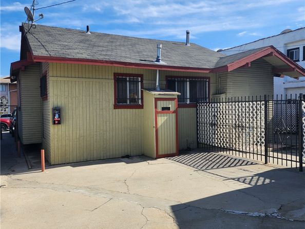 1105 Cherry Ave, Long Beach CA 90813