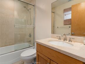 209 41st, Manhattan Beach CA 90266