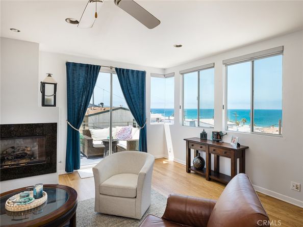 209 41st, Manhattan Beach CA 90266