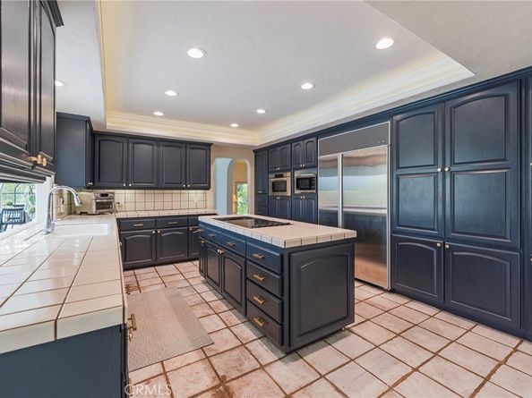 23 Country Meadow Road, Rolling Hills Estates CA 90274