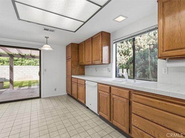 2709 Orange Avenue, Torrance CA 90501