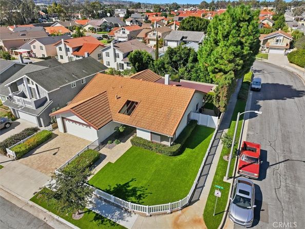 2709 Orange Avenue, Torrance CA 90501