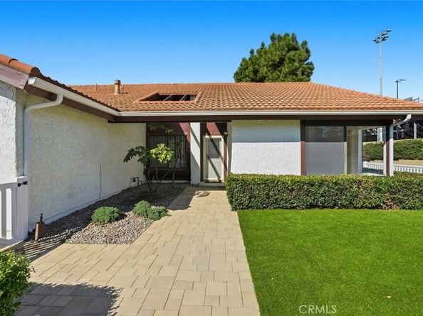 2709 Orange Avenue, Torrance CA 90501
