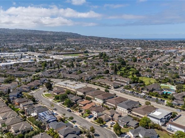 23026 Nadine Circle B, Torrance CA 90505