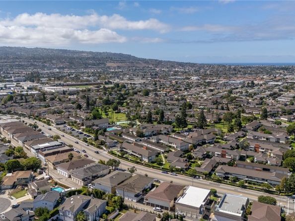 23026 Nadine Circle B, Torrance CA 90505