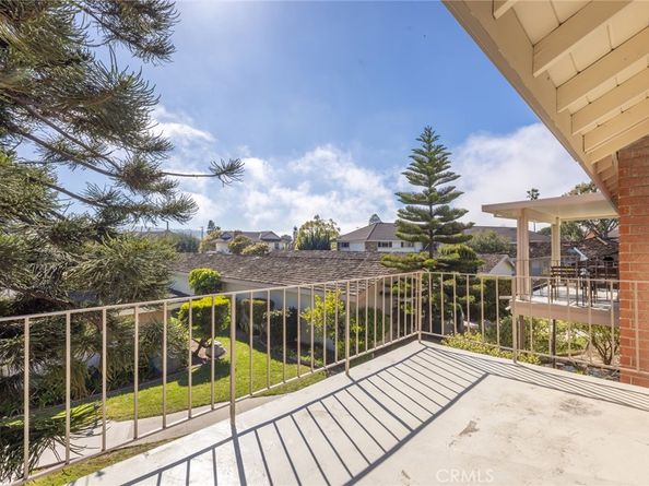 23026 Nadine Circle B, Torrance CA 90505