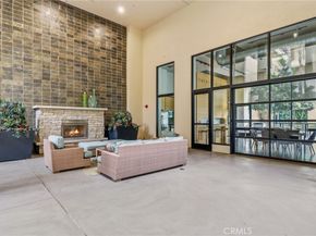 133 The Promenade N 118, Long Beach CA 90802