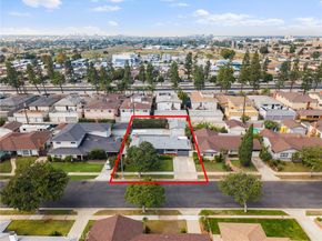 10525 S 8th Avenue, Inglewood CA 90303