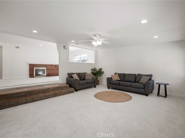 10525 S 8th Avenue, Inglewood CA 90303