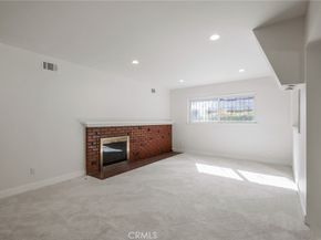 10525 S 8th Avenue, Inglewood CA 90303