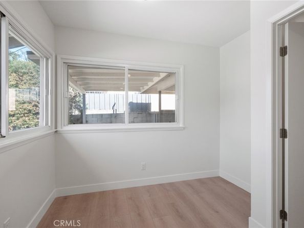 10525 S 8th Avenue, Inglewood CA 90303