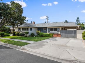 10525 S 8th Avenue, Inglewood CA 90303