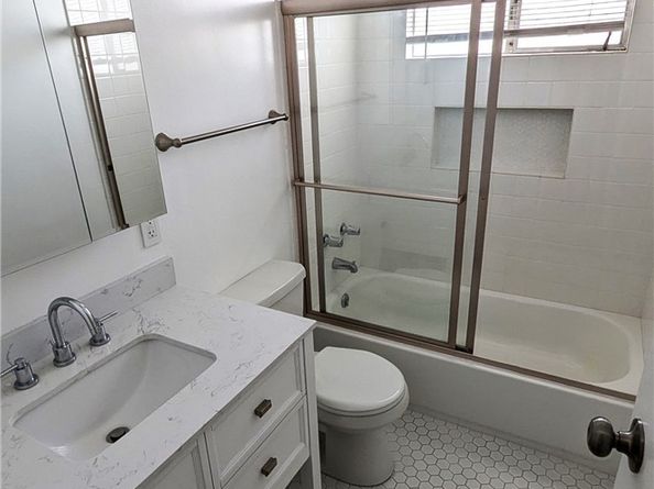 1288 Barry, Los Angeles CA 90025