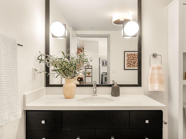 527 Molino Street 209, Los Angeles CA 90013