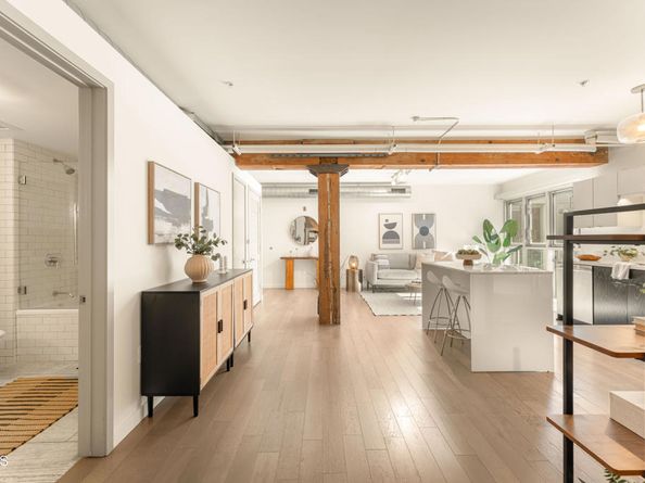 527 Molino Street 209, Los Angeles CA 90013